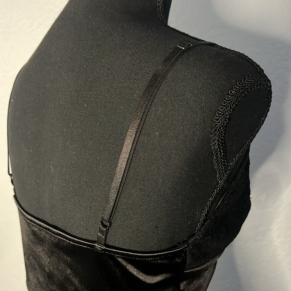 Lace Tank top - Picture 4 of 7